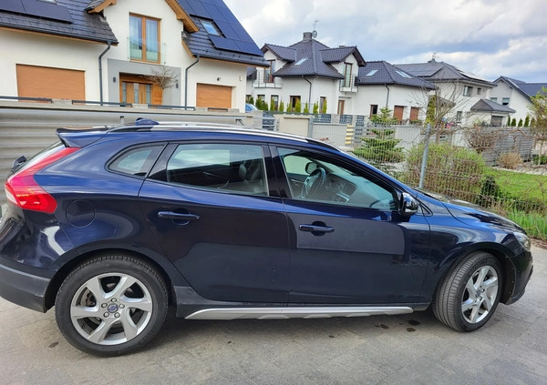 Volvo V40 cena 75000 przebieg: 91000, rok produkcji 2016 z Szczecin małe 277